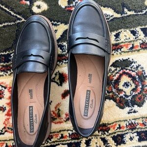 Great price for Clarks Collection Black Loafers